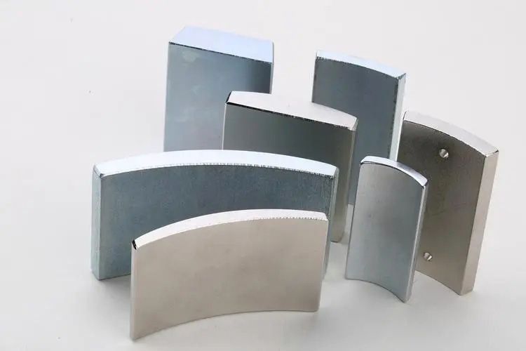 烧结钕铁硼的制作过程中必须注意的四个方面